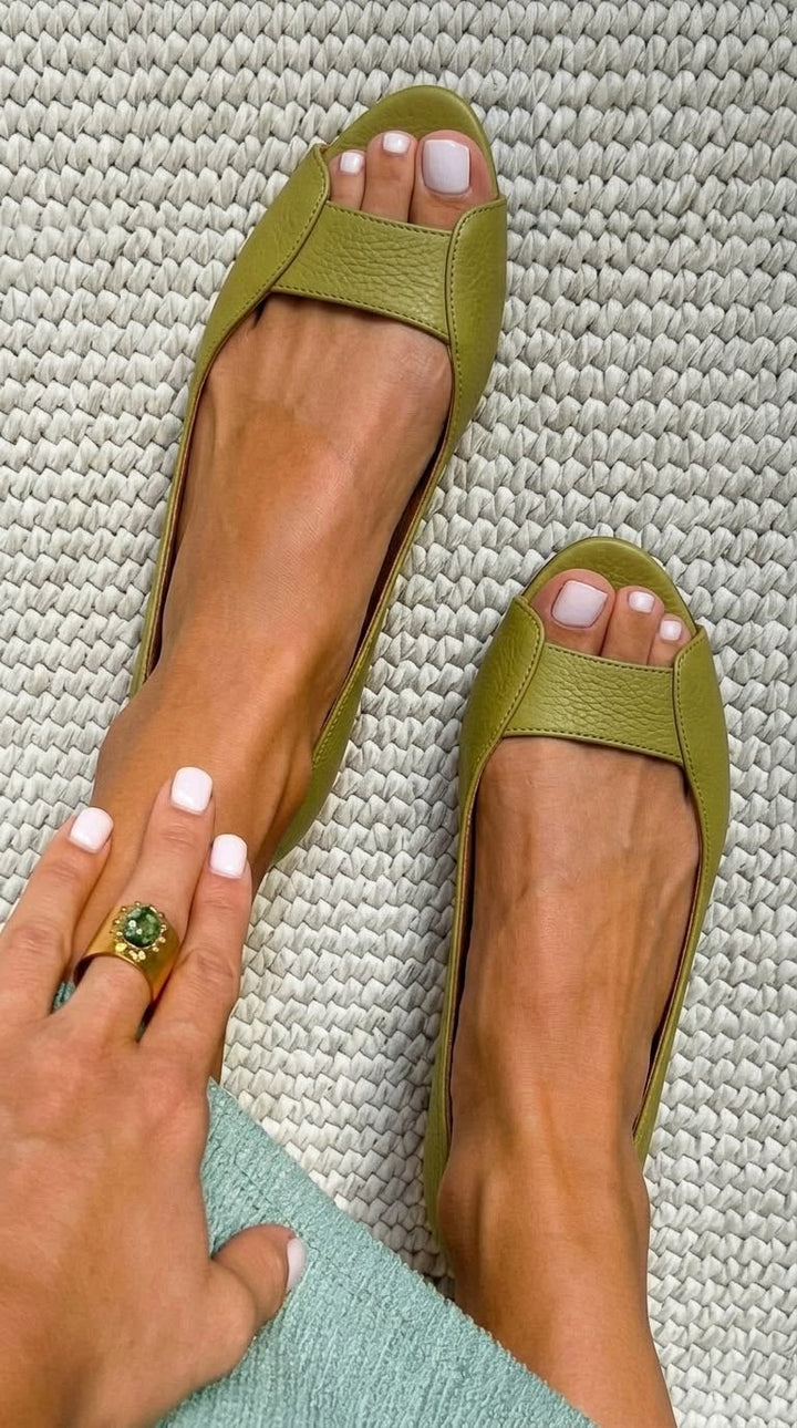 ADELINA | Golden Comfort Sandals