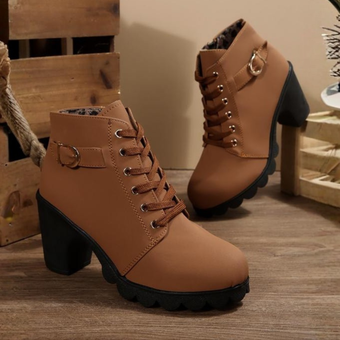 KATNI | Chunky Buckle Ankle Boots