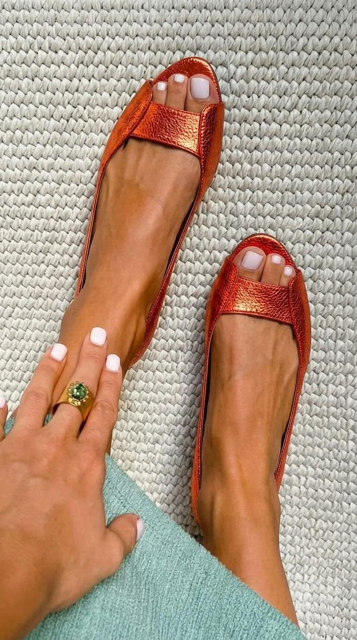 ADELINA | Chic Comfort Gold Sandals