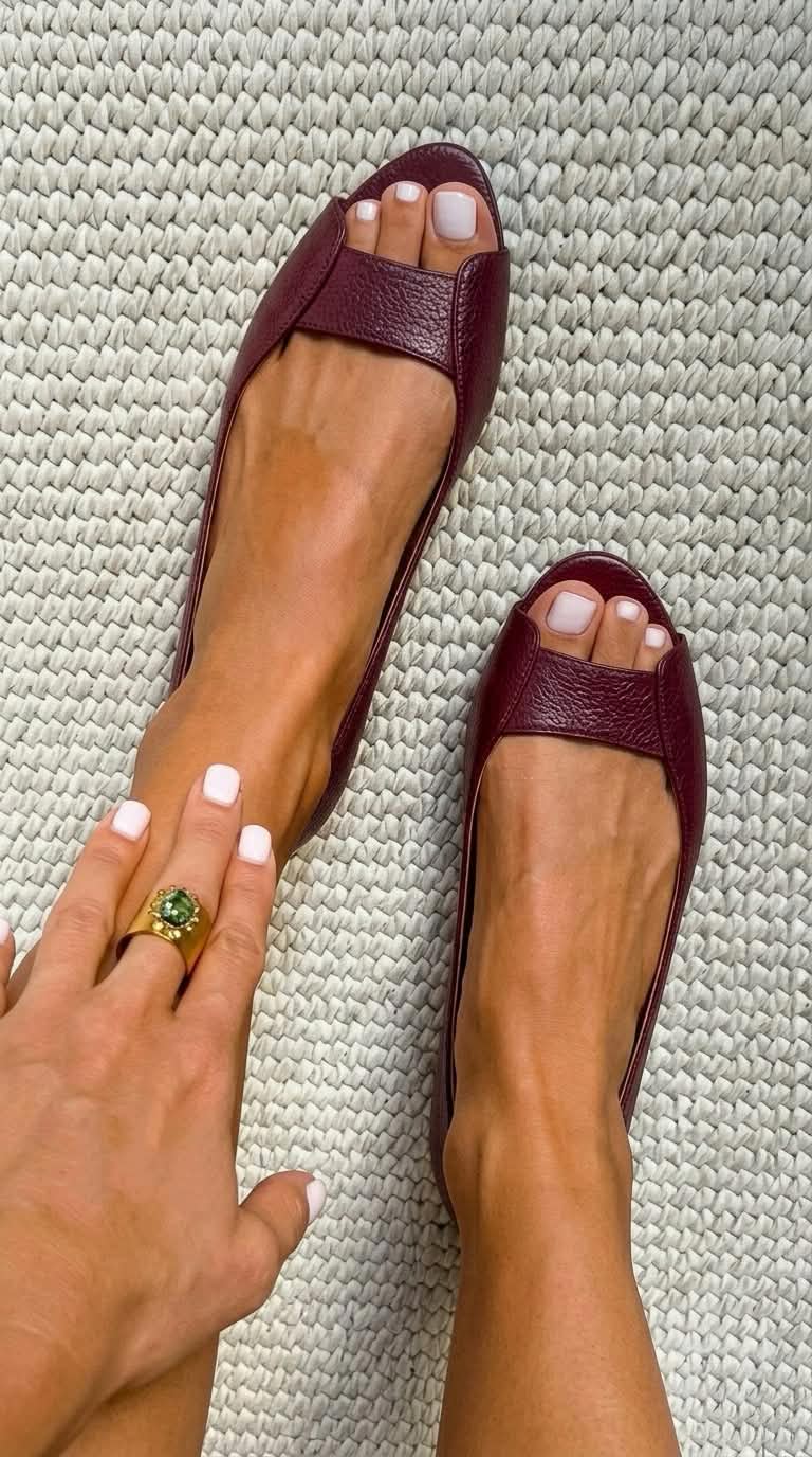 ADELINA | Chic Comfort Gold Sandals