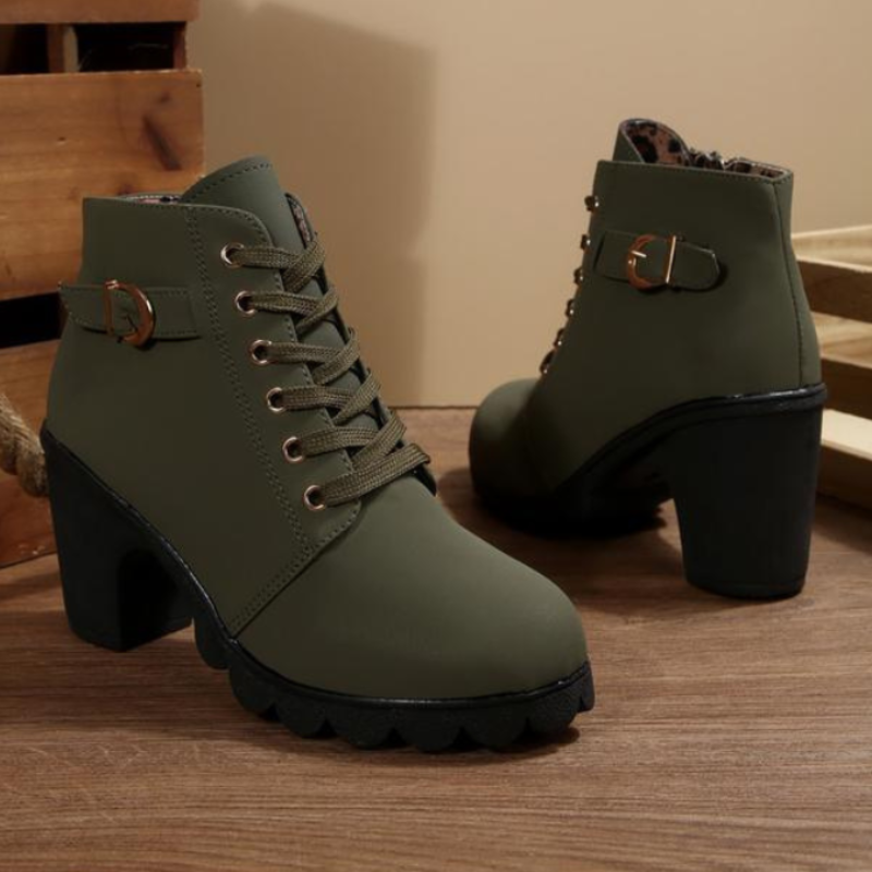 KATNI | Chunky Buckle Ankle Boots