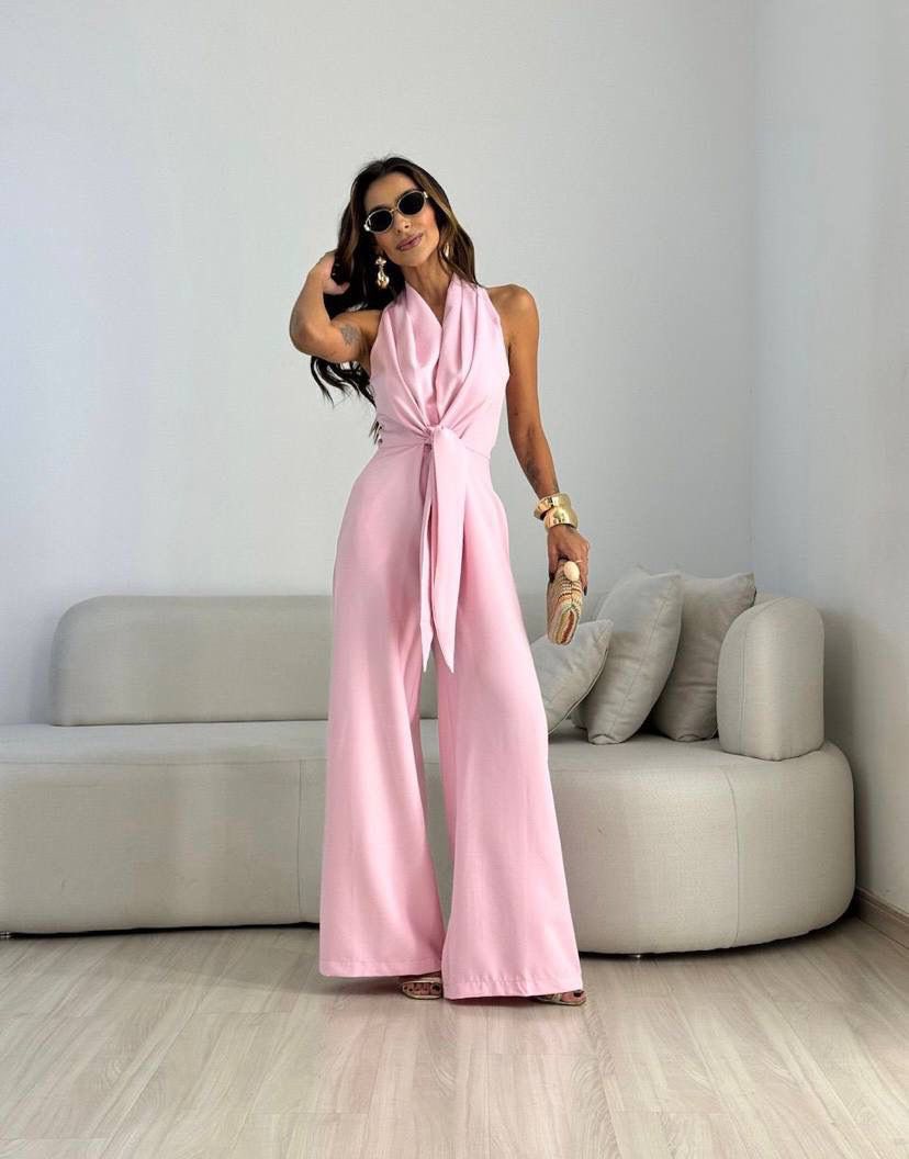 CAROL | Elegant and Flattering Jumpsuit
