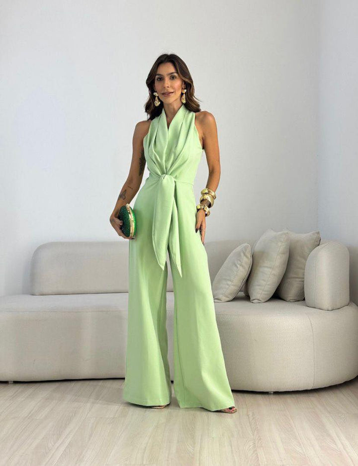 CAROL | Elegant and Flattering Jumpsuit